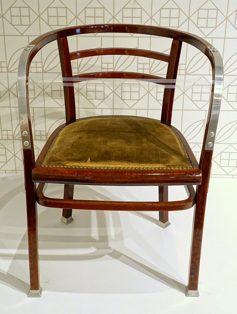 The Organic Revolution: The Aesthetic and Form of the Art Nouveau Chair